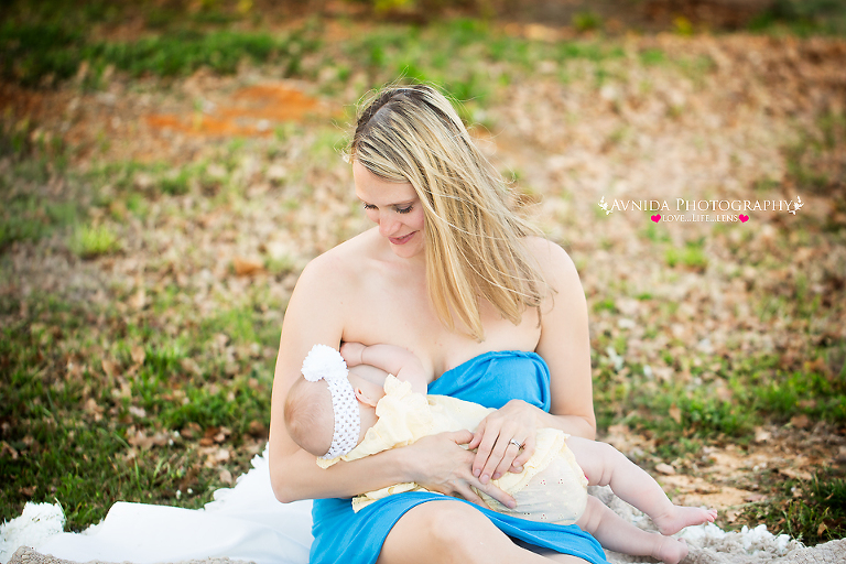 mommy and me photography session norther new jersey - mommy breastfeeding
