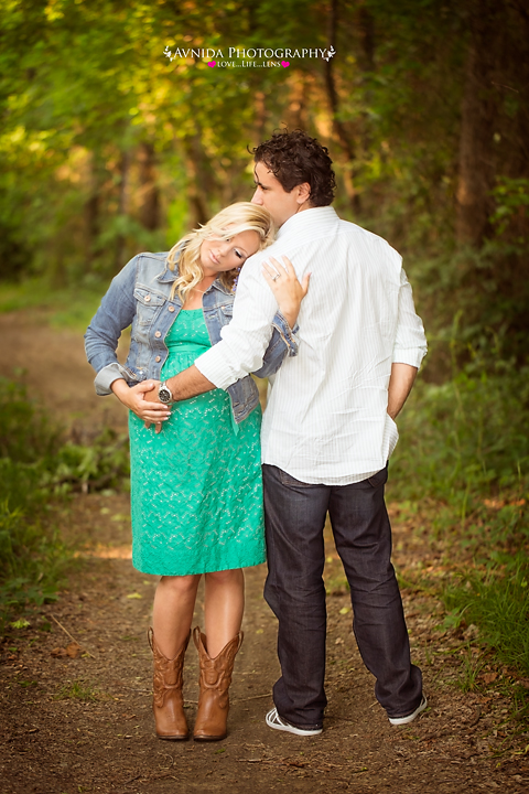 Maternity Photography: A couple in love