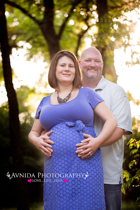 All smiles for their basking ridge new jersey maternity photography
