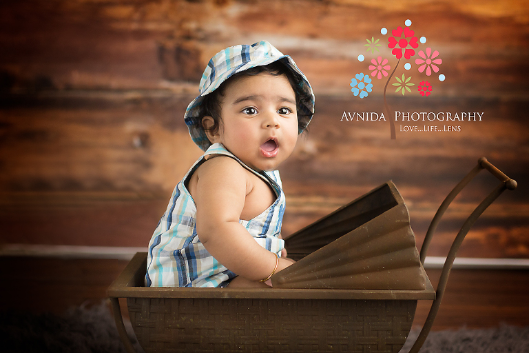 dallas baby photography, eshaan surprised