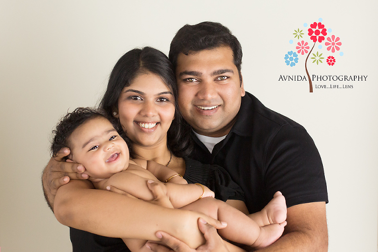 Dallas children photography, eshaan with mom and dad
