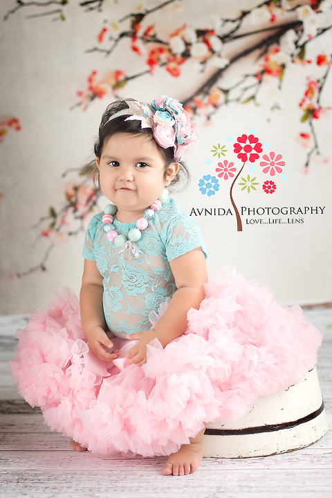 dallas baby photographer side pose