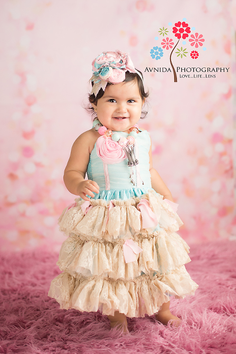 daniella smiling in her cake smash photography someset new jersey