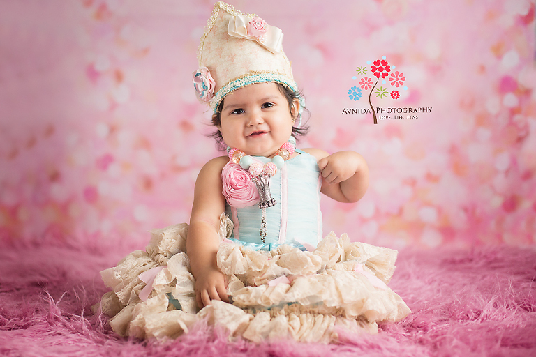 dallas baby photographer with a crown