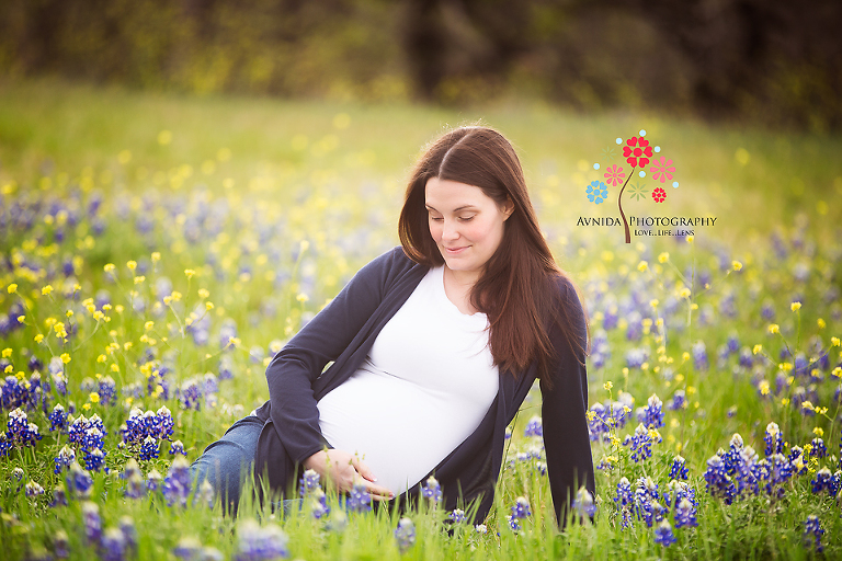 Basking Ridge Maternity Photography Bridgewater NJ admiring the baby by www.avnidaphotography.com