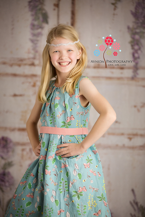 Child Photography Morristown NJ striking a pose by www.avnidaphotography.com