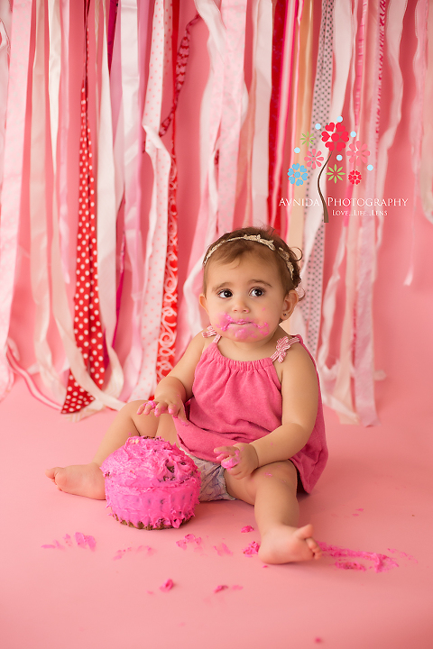 Cake Smash Photography Millburn New Jersey - the cake smashing begins