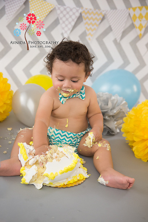 Cake Smash Photography Long Hill NJ - look at that cake