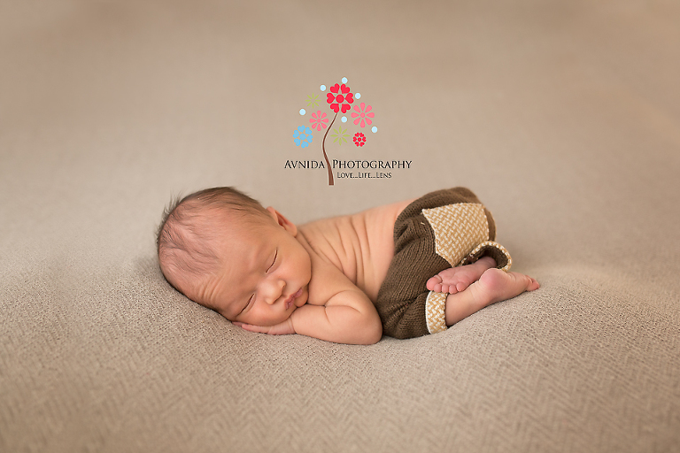 Hoboken-NJ-Newborn-Photographer-Avnida