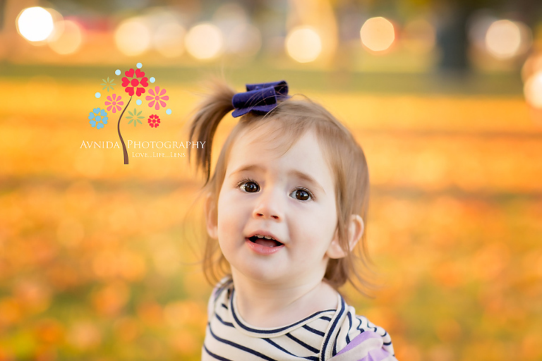Family-Portrait-in-New-Jersey---Love-the-colors-and-the-bokeh-effect-behind-this-little-girl