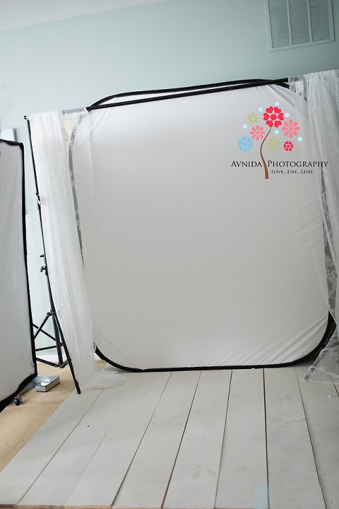 Lastolite High-Key Lighting Studio Setup  by Avnida Photography