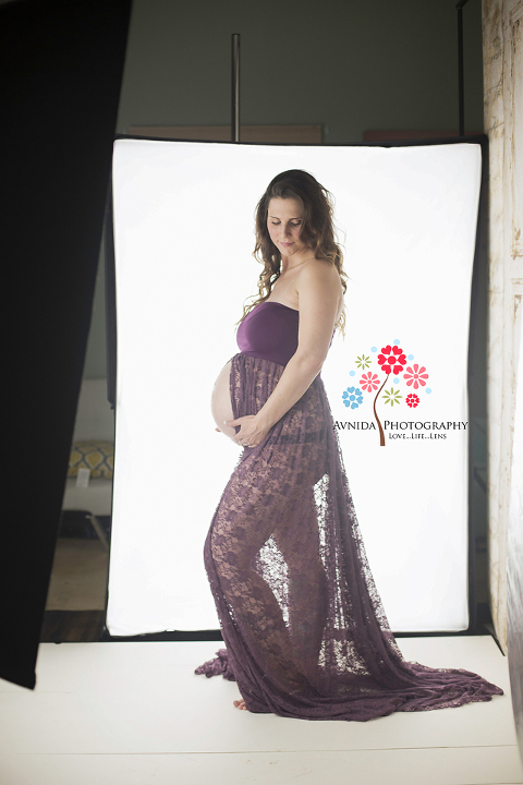 SOOC Maternity Photograph for High-Key Lighting by Avnida Photography, finest studio for Newborn Photography NJ
