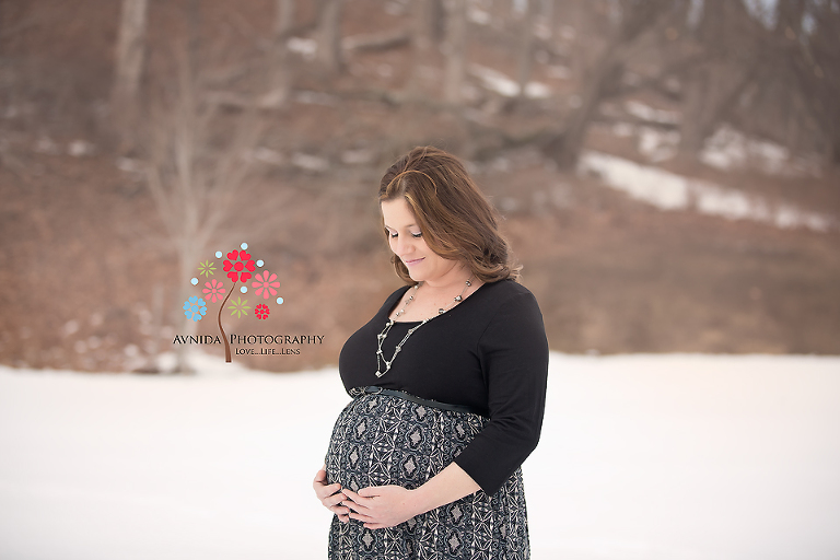 Pregnancy Photo Shoot NJ - Oh how beautiful she looks in the snow
