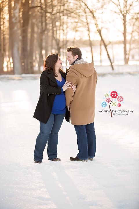 Maternity Photography Edgewater NJ - the snow makes it even better, doesn't it?
