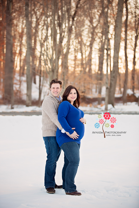 Maternity Photography Northern New Jersey - the contrast with the white of the snow and the blue of mom's sweater