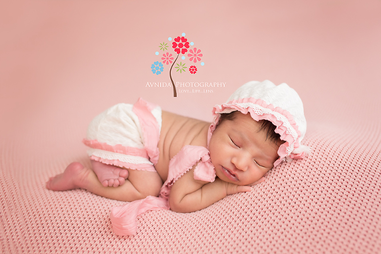 Newborn Photography Central NJ: Maya just rocks the shabby chic style.