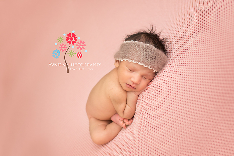 Newborn Photography Central NJ: Loving the spiky hair on Maya