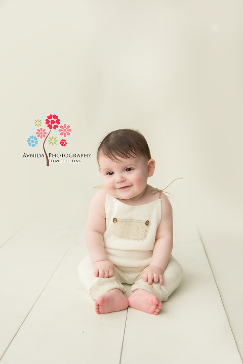 Over 100 baby photography sessions later, and we are completely floored with this smile by Jacob