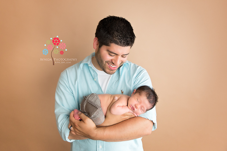 Basking Ridge NJ newborn photographer - Dad is all smiles and cant stop smiling