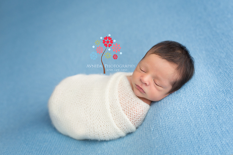 Newborn Boy Photo Ideas by Avnida Photography