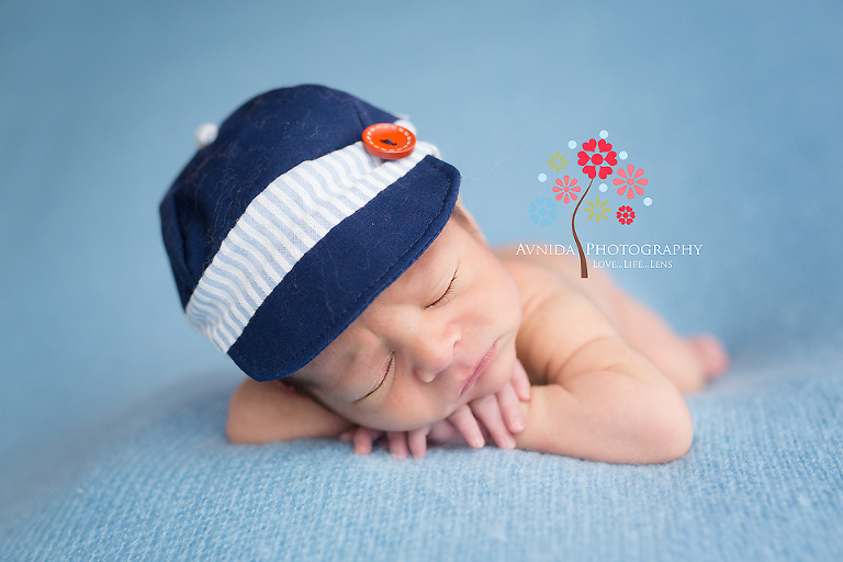 Newborn Baby Boy Clothes - Ideas and tips by Avnida Photography