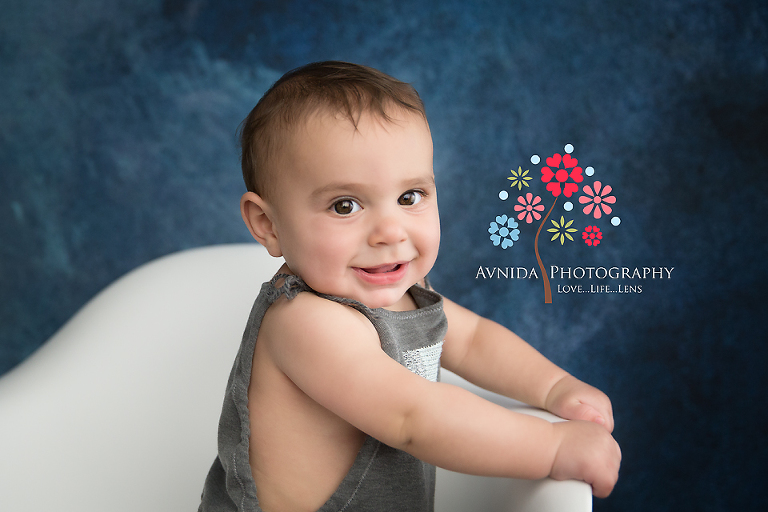 Didn't I tell you about the perfect smile making your day - West Orange NJ 6 month baby session