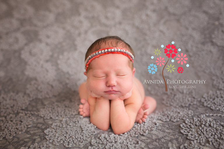 West Orange NJ newborn photographer- The cutest newborn baby strikes the perfect froggie newborn pose - for awesome newborn photography in NJ contact Avnida Photography