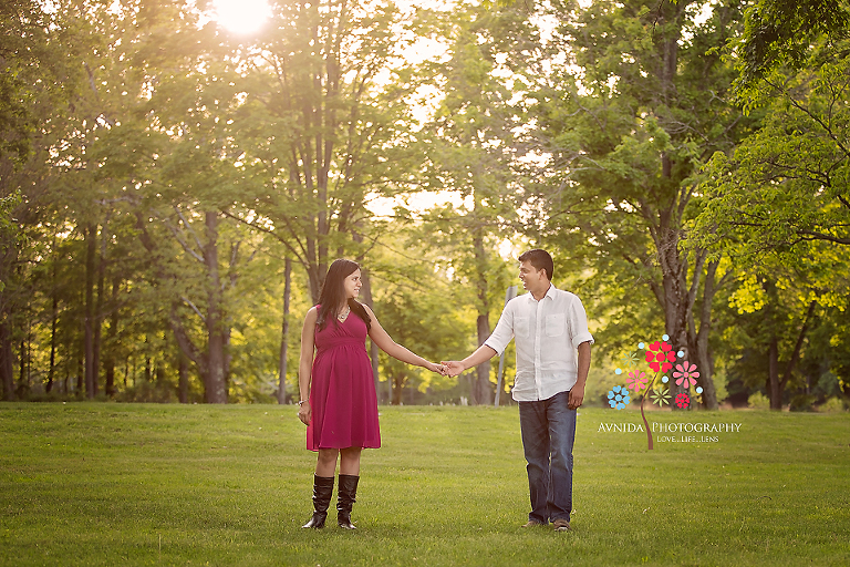 Edgewater NJ newborn and maternity photographer - Hand in hand full of love and togetherness