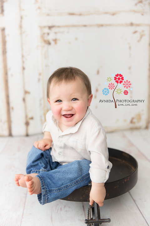 Cake Smash Photographer Secaucus NJ - Didn't I tell you this kid is full of smiles