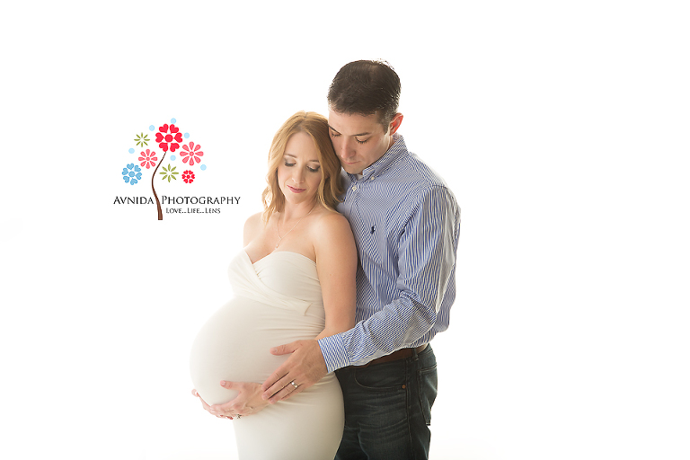 Verona NJ Maternity Photographer - Dreamy, loving, there is a lovely feeling about this photo