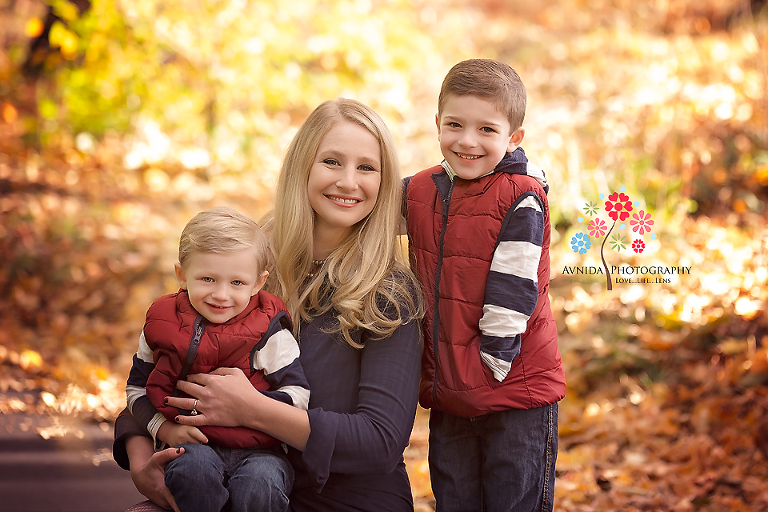 family portrait outfit ideas - can these boys look any cuter