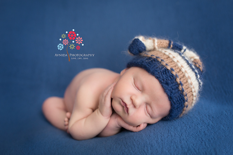 Newborn Photographer Lyons NJ - ...so carefully that the mind is tired and our Little 007 dozes off