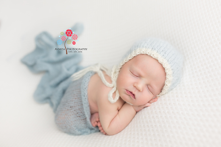 Newborn Photographer Far Hills NJ - Or simple neutral colors that highlight the innocence of a newborn baby