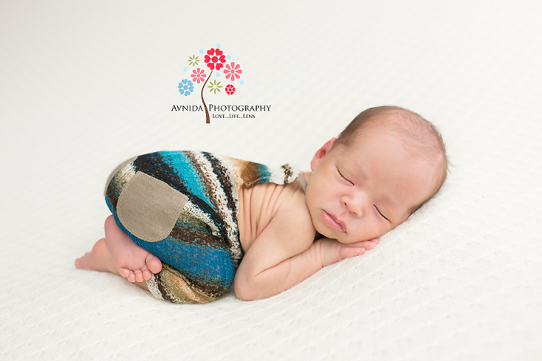 Newborn Photographer Morris County NJ - The best of all photographers in NJ, Avnida Photography, captures the innocence of a newborn baby