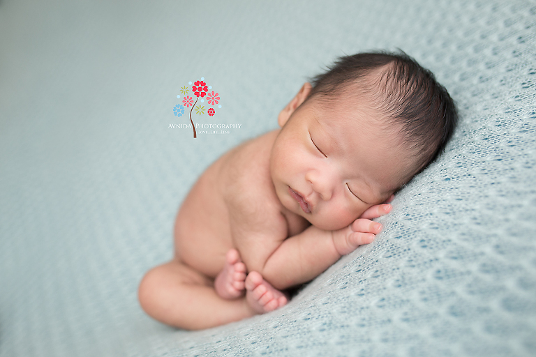 Newborn Photography Bound Brook NJ - The simplicity of a pastel color. And the perfect pose which takes years of training to get right. (2 of 2)