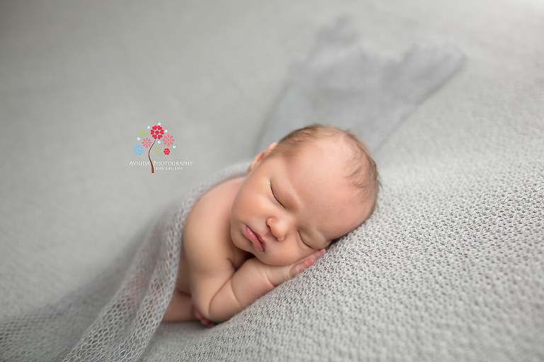Newborn Photography Randolph NJ - This is how you incorporate the neutral for some great newborn photography NJ shots in your session