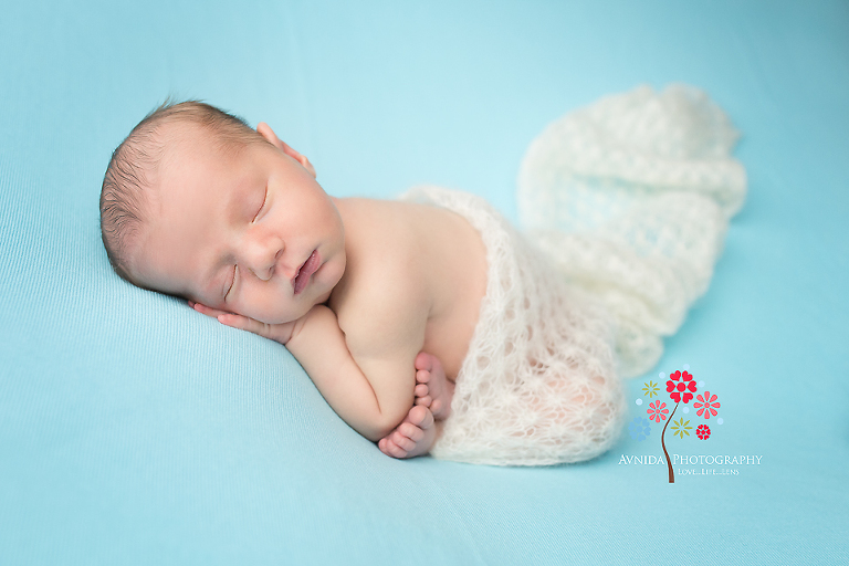 Newborn Photographer Teaneck NJ - Now I am going to take you on a beautiful journey of color combinations for newborn photography NJ