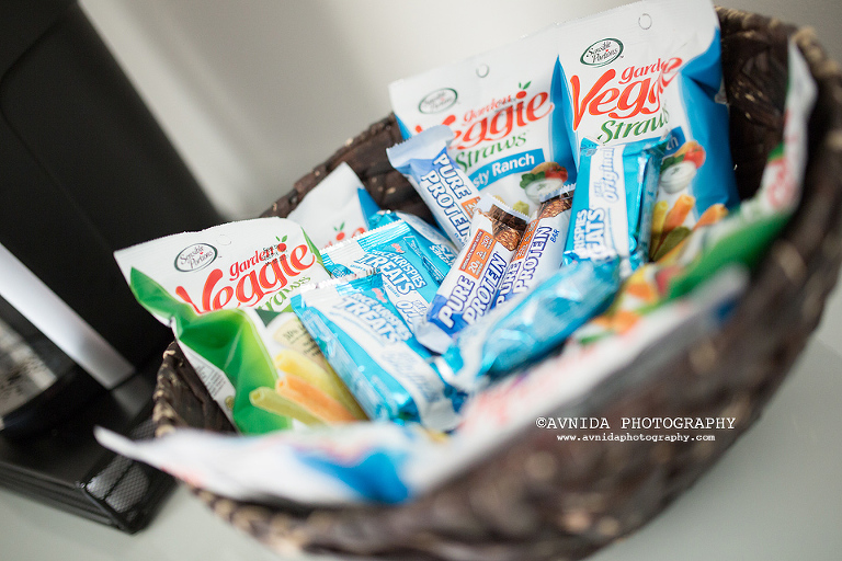 Similarly a variety of snacks to munch on for parents to enjoy during the newborn photography studio session