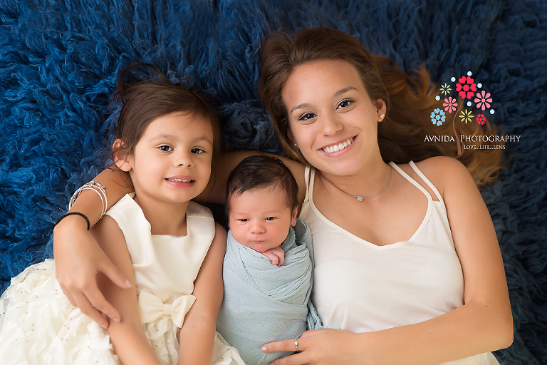 Newborn Photography Red Bank NJ - Whoever said three is a crowd never met three siblings who clearly love each other - can you see what i see - three best friends in the future