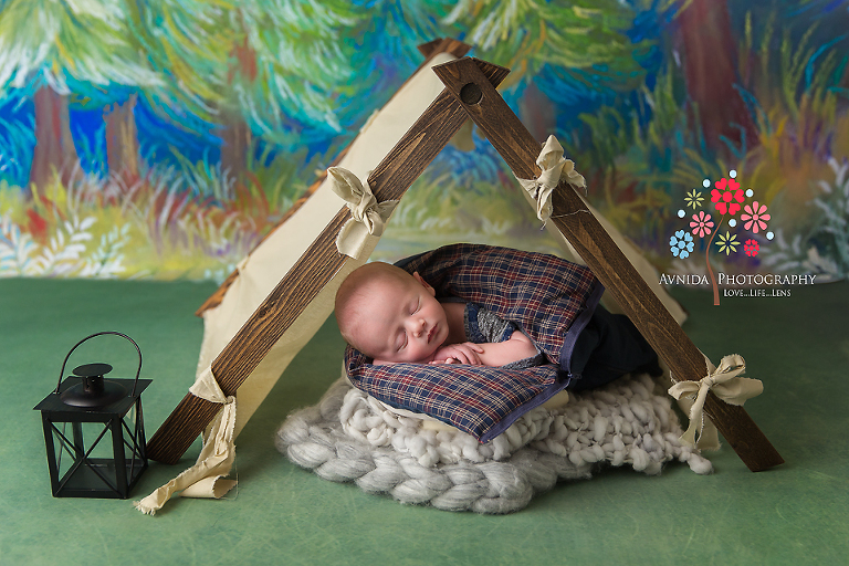 Basking Ridge Newborn Photography NJ - A close up of the tent and the blanket in which the handsome prince sleeps - the tent is really cool