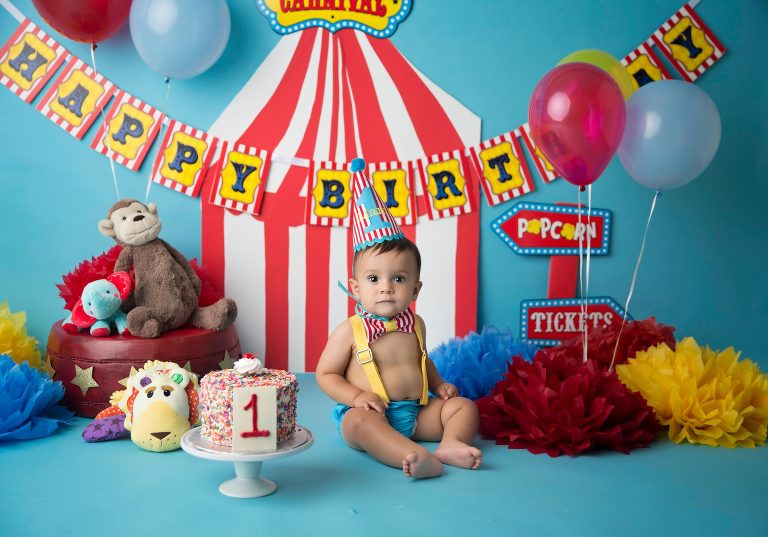 Themed Cake Smash Photo Session. Circus Theme by Avnida Photography, New Jersey Cake Smash Photographer covered by NJ.com and local Fox affiliate.