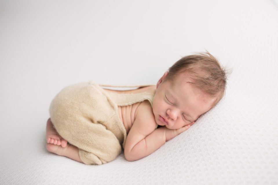 Newborn Photography Avalon NJ - The perfect little sleeper helps me with the newborn photo session