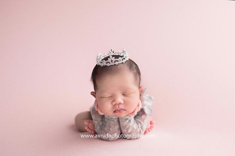 Newborn Photography Northern NJ - A princess is never complete withour her crown