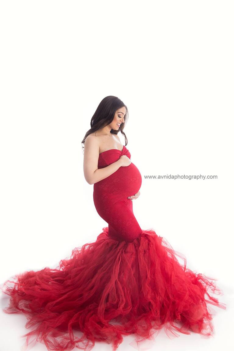 Maternity Photography Gowns - Red Tutu and lace