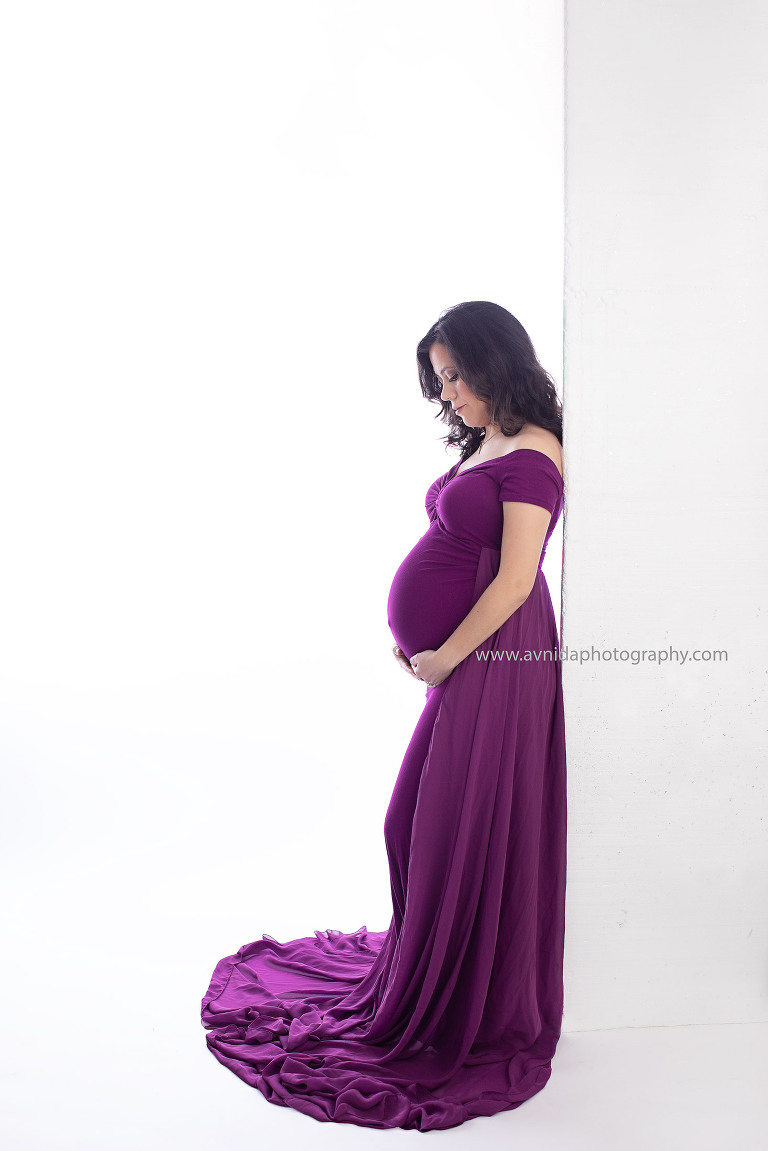 Maternity Photography Gowns - purple gown and photography - by Avnida Photography - NJ's best maternity photographer in Basking Ridge