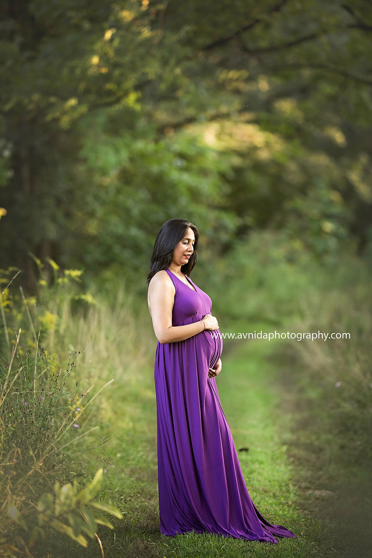 Maternity Photography Gowns - purple gown and an idyllic backdrop - Avnida Photography - NJ's best maternity photography studio