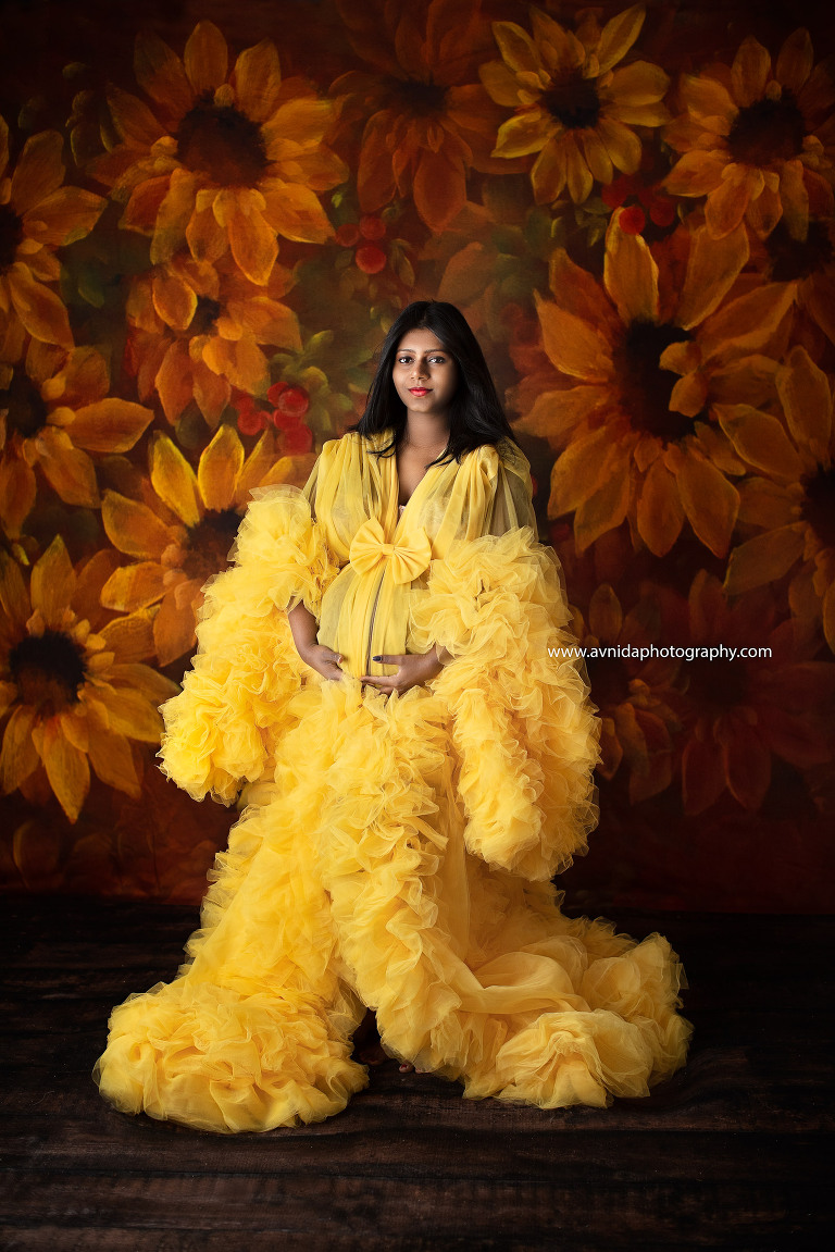 Maternity Photography Gowns - yellow gown and sunflowers - maternity photography short hills nj by Avnida Photography
