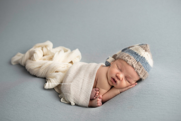 Newborn Photography East Hanover NJ - mom and dad loved neutral colors